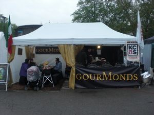 Unser Pavillon mit GourMonds-Banner auf dem Wettbewerbsgelände