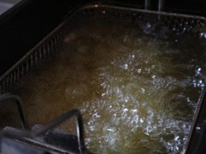 Heißes Fett in der Fritteuse